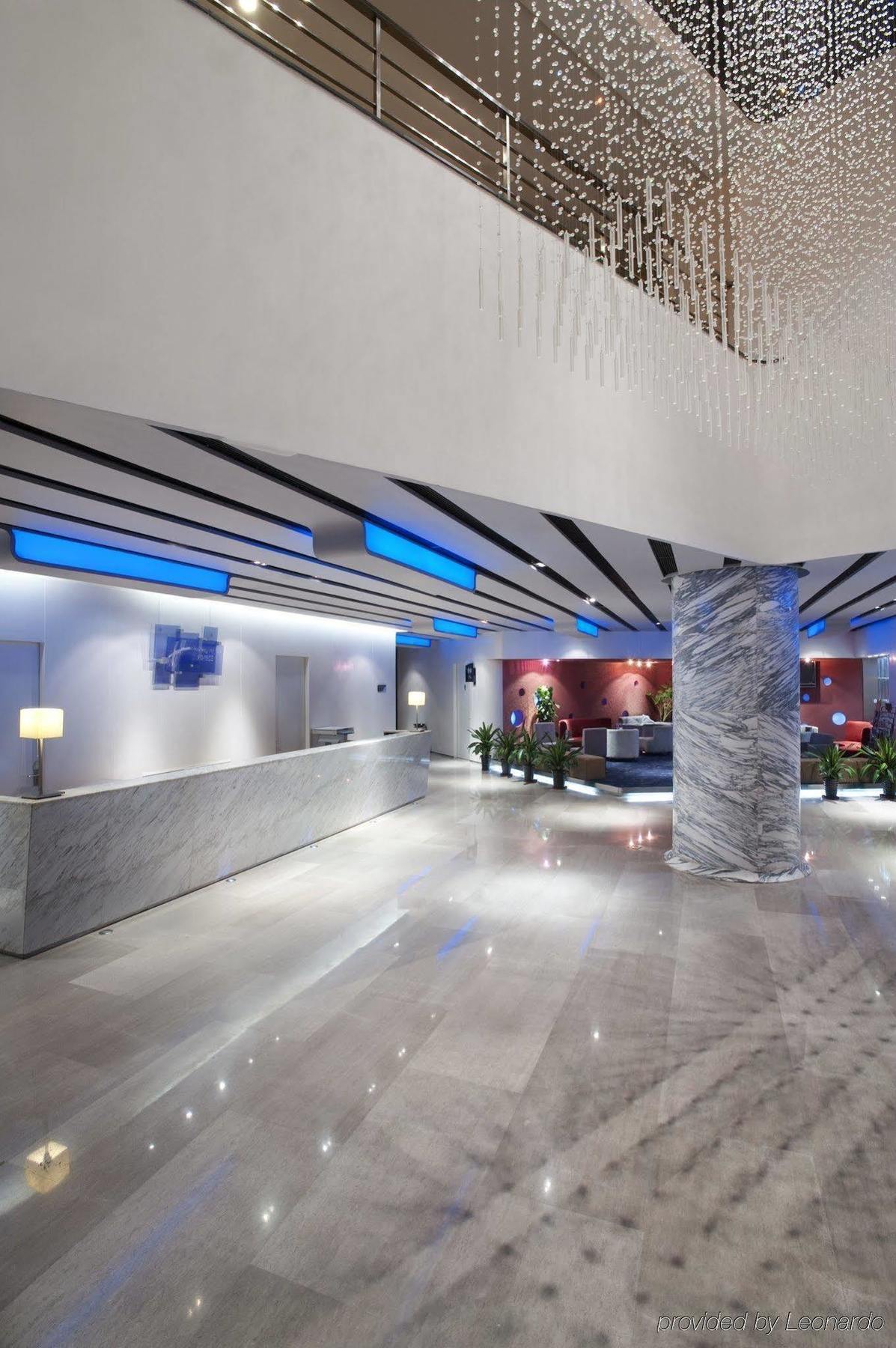 Holiday Inn Express Tianjin Binhai Ngoại thất bức ảnh